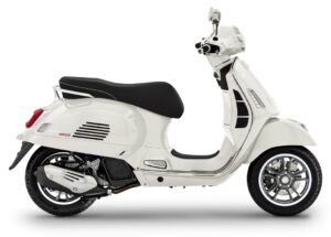 VESPA GTS SUPER 125 BIANCO INNOCENTE 2026