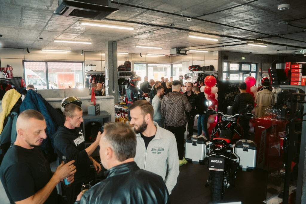 Panigale V4S