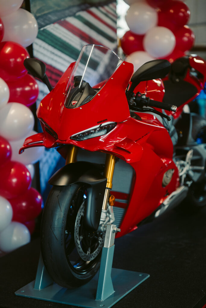 Panigale V4S